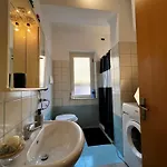 Apartment L' Antico Scoglio Comfort Scalo - 4,7 E 11 Ospiti - Navetta Aeroporto-stazione & Multi-destinazioni - Piscina - A 300mt - Giardino E Zona Pranzo All'aperto - Wifi & Smarttv - Aria Condizionata
