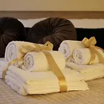 Apartman L' Antico Scoglio Appartamenti Comfort Nocera Terinese Scalo - Fino A 11 Ospiti - Piscina - Navetta Aeroporto-Stazione & Multi-Destinazioni - Spiaggia A 300Mt - Giardino E Zona Pranzo All'Aperto - Wifi & Smarttv - Aria Condizionata Nocera Terinese