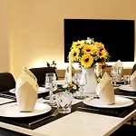 L' Antico Scoglio Comfort Scalo - Fino A 11 Ospiti - Piscina - Navetta Aeroporto-stazione & Multi-destinazioni - A 300mt - Giardino E Zona Pranzo All'aperto - Wifi & Smarttv - Aria Condizionata