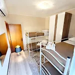 L' Antico Scoglio Comfort Scalo - Fino A 11 Ospiti - Piscina - Navetta Aeroporto-stazione & Multi-destinazioni - A 300mt - Giardino E Zona Pranzo All'aperto - Wifi & Smarttv - Aria Condizionata