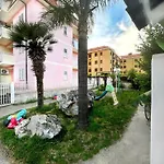 L' Antico Scoglio Comfort Scalo - Fino A 11 Ospiti - Piscina - Navetta Aeroporto-stazione & Multi-destinazioni - A 300mt - Giardino E Zona Pranzo All'aperto - Wifi & Smarttv - Aria Condizionata شقة نوشيرا تيرينيزي