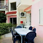 L' Antico Scoglio Comfort Scalo - Fino A 11 Ospiti - Piscina - Navetta Aeroporto-stazione & Multi-destinazioni - A 300mt - Giardino E Zona Pranzo All'aperto - Wifi & Smarttv - Aria Condizionata شقة نوشيرا تيرينيزي