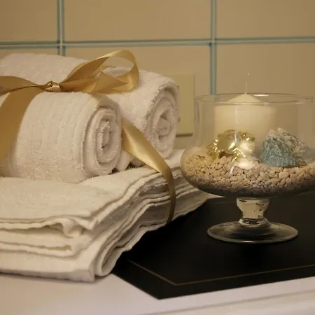 L' Antico Scoglio - Ricchi Di Comfort In Centro A Nocera Terinese - 4,7 E 11 Ospiti - Piscina - A 5' - Giardino E Zona Pranzo All'aperto - Wifi & Smarttv - Aria Condizionata