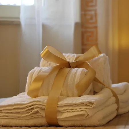 L' Antico Scoglio Comfort Scalo - Fino A 11 Ospiti - Piscina - Navetta Aeroporto-stazione & Multi-destinazioni - A 300mt - Giardino E Zona Pranzo All'aperto - Wifi & Smarttv - Aria Condizionata Apartment