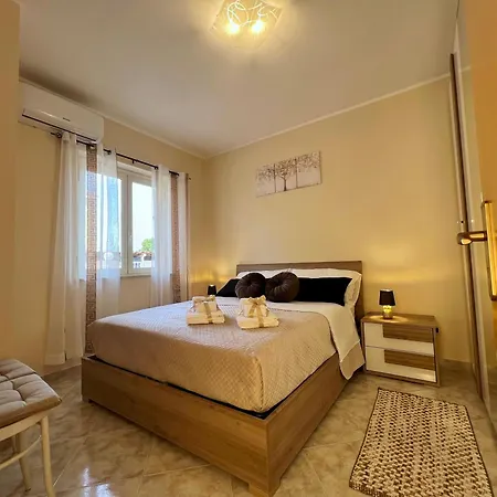 L' Antico Scoglio - Comfort Nocera Terinese Scalo - 4,7 E 11 Ospiti - Piscina - A 300mt - Giardino E Zona Pranzo All'aperto - Wifi&smarttv - Aria Condizionata Appartamento *