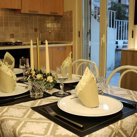 L' Antico Scoglio - Comfort Nocera Terinese Scalo - 4,7 E 11 Ospiti - Piscina - A 300mt - Giardino E Zona Pranzo All'aperto - Wifi&smarttv - Aria Condizionata Appartamento *