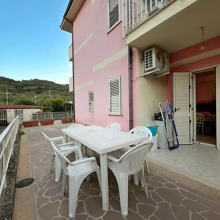 L' Antico Scoglio Comfort Nocera Terinese Scalo - 4,7 E 11 Ospiti - Navetta Aeroporto-stazione & Multi-destinazioni - Piscina - A 300mt - Giardino E Zona Pranzo All'aperto - Wifi & Smarttv - Aria Condizionata Apartment *