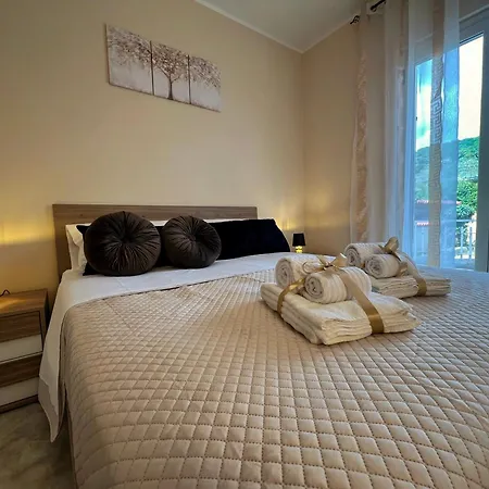 L' Antico Scoglio - Comfort Nocera Terinese Scalo - 4,7 E 11 Ospiti - Piscina - A 300mt - Giardino E Zona Pranzo All'aperto - Wifi&smarttv - Aria Condizionata * Fronte Aguglieri