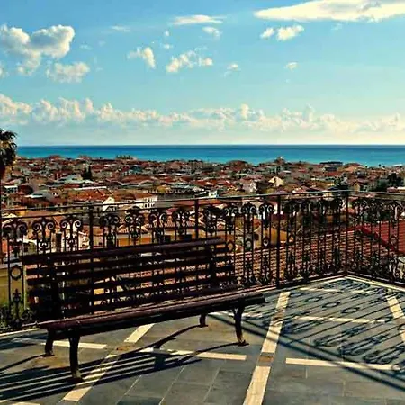 Apartment L' Antico Scoglio Comfort Scalo - Fino A 11 Ospiti - Piscina - Navetta Aeroporto-stazione & Multi-destinazioni - A 300mt - Giardino E Zona Pranzo All'aperto - Wifi & Smarttv - Aria Condizionata