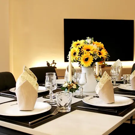 L' Antico Scoglio Comfort Scalo - Fino A 11 Ospiti - Piscina - Navetta Aeroporto-stazione & Multi-destinazioni - A 300mt - Giardino E Zona Pranzo All'aperto - Wifi & Smarttv - Aria Condizionata