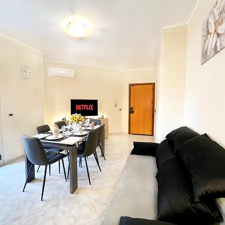 شقة L' Antico Scoglio Comfort Scalo - Fino A 11 Ospiti - Piscina - Navetta Aeroporto-stazione & Multi-destinazioni - A 300mt - Giardino E Zona Pranzo All'aperto - Wifi & Smarttv - Aria Condizionata نوشيرا تيرينيزي