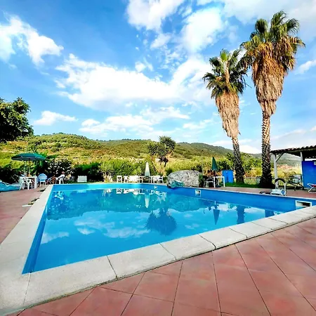 L' Antico Scoglio Comfort Scalo - Fino A 11 Ospiti - Piscina - Navetta Aeroporto-stazione & Multi-destinazioni - A 300mt - Giardino E Zona Pranzo All'aperto - Wifi & Smarttv - Aria Condizionata