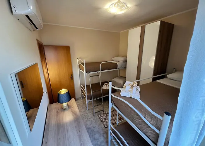 L' Antico Scoglio Comfort Nocera Terinese Scalo - 4,7 E 11 Ospiti - Navetta Aeroporto-stazione & Multi-destinazioni - Piscina - A 300mt - Giardino E Zona Pranzo All'aperto - Wifi & Smarttv - Aria Condizionata Fronte Aguglieri