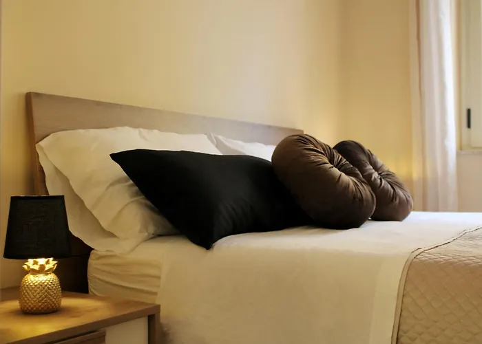 Apartamento L' Antico Scoglio Comfort Nocera Terinese Scalo - 4,7 E 11 Ospiti - Navetta Aeroporto-stazione & Multi-destinazioni - Piscina - A 300mt - Giardino E Zona Pranzo All'aperto - Wifi & Smarttv - Aria Condizionata *