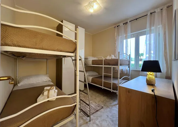 דירה L' Antico Scoglio Comfort Scalo - 4,7 E 11 Ospiti - Navetta Aeroporto-stazione & Multi-destinazioni - Piscina - A 300mt - Giardino E Zona Pranzo All'aperto - Wifi & Smarttv - Aria Condizionata נוצ'רה טרינזה