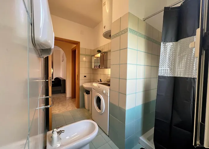 L' Antico Scoglio Comfort Scalo - 4,7 E 11 Ospiti - Navetta Aeroporto-stazione & Multi-destinazioni - Piscina - A 300mt - Giardino E Zona Pranzo All'aperto - Wifi & Smarttv - Aria Condizionata *