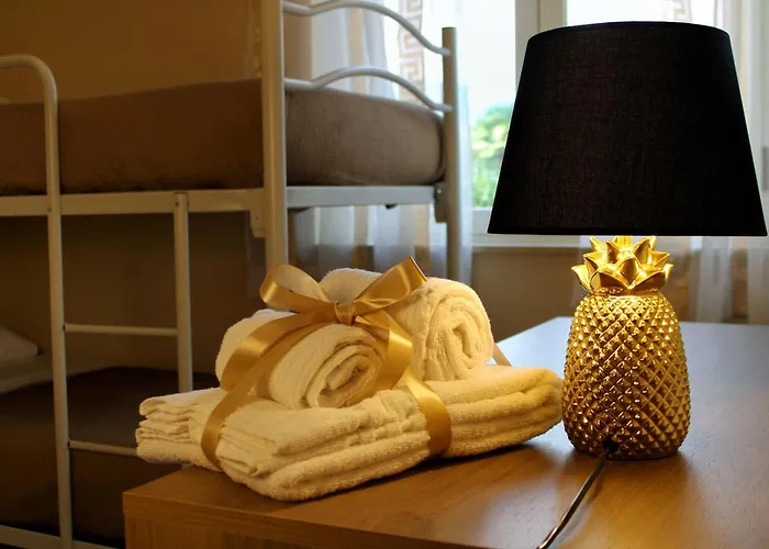 דירה L' Antico Scoglio Comfort Scalo - 4,7 E 11 Ospiti - Navetta Aeroporto-stazione & Multi-destinazioni - Piscina - A 300mt - Giardino E Zona Pranzo All'aperto - Wifi & Smarttv - Aria Condizionata